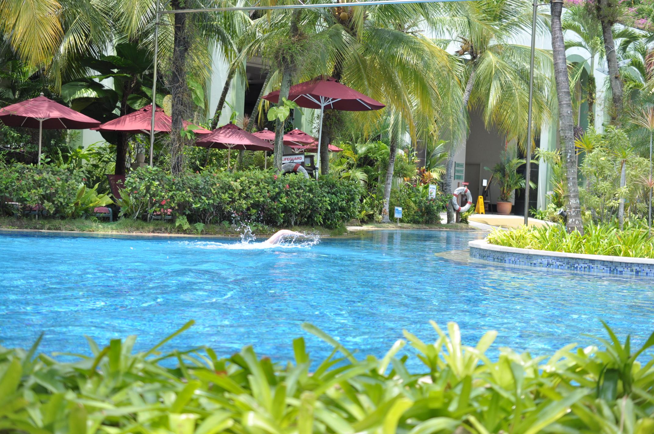 Parkroyal Penang Resort Бату Феринги Екстериор снимка